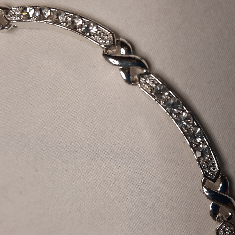 Jewelry Set - Picture 5 of 6